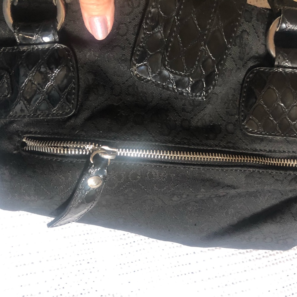 Guess Bag - Picture 3 of 10